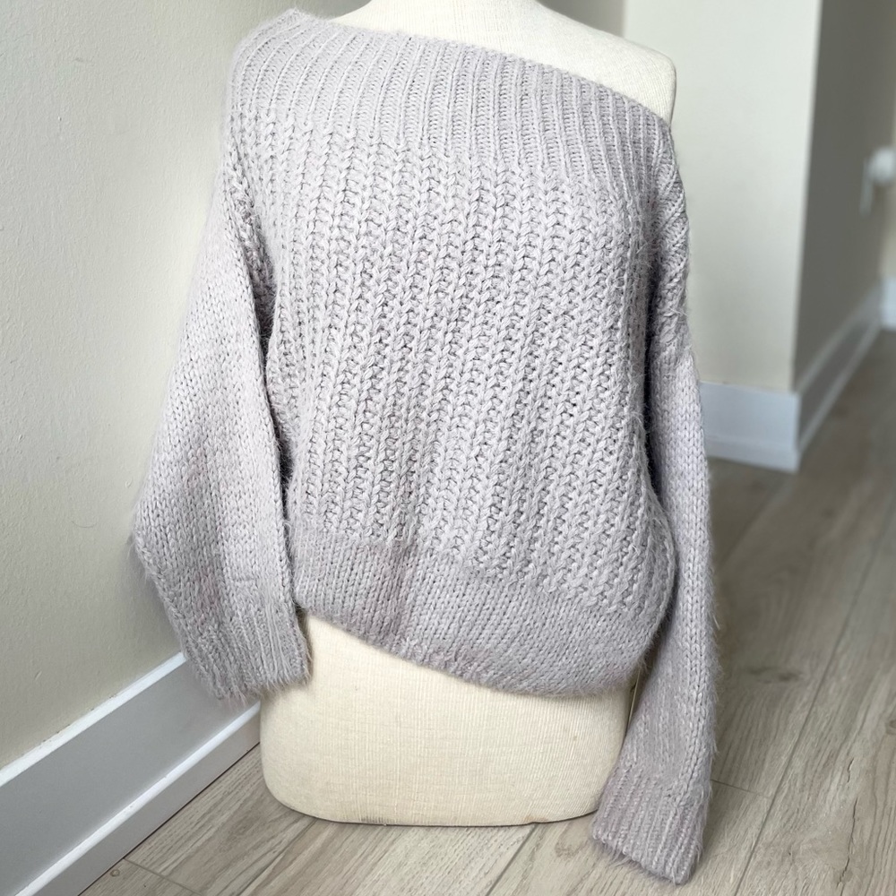 Off The Shoulder Grey Knit Sweater - M